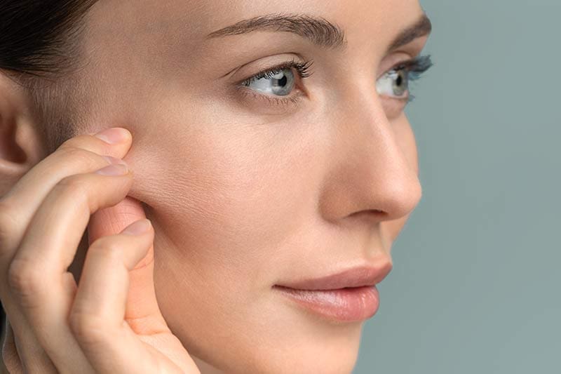 Tips For Boosting Your Skin’s Elasticity And Glow With Hyaluronic Acid Cream